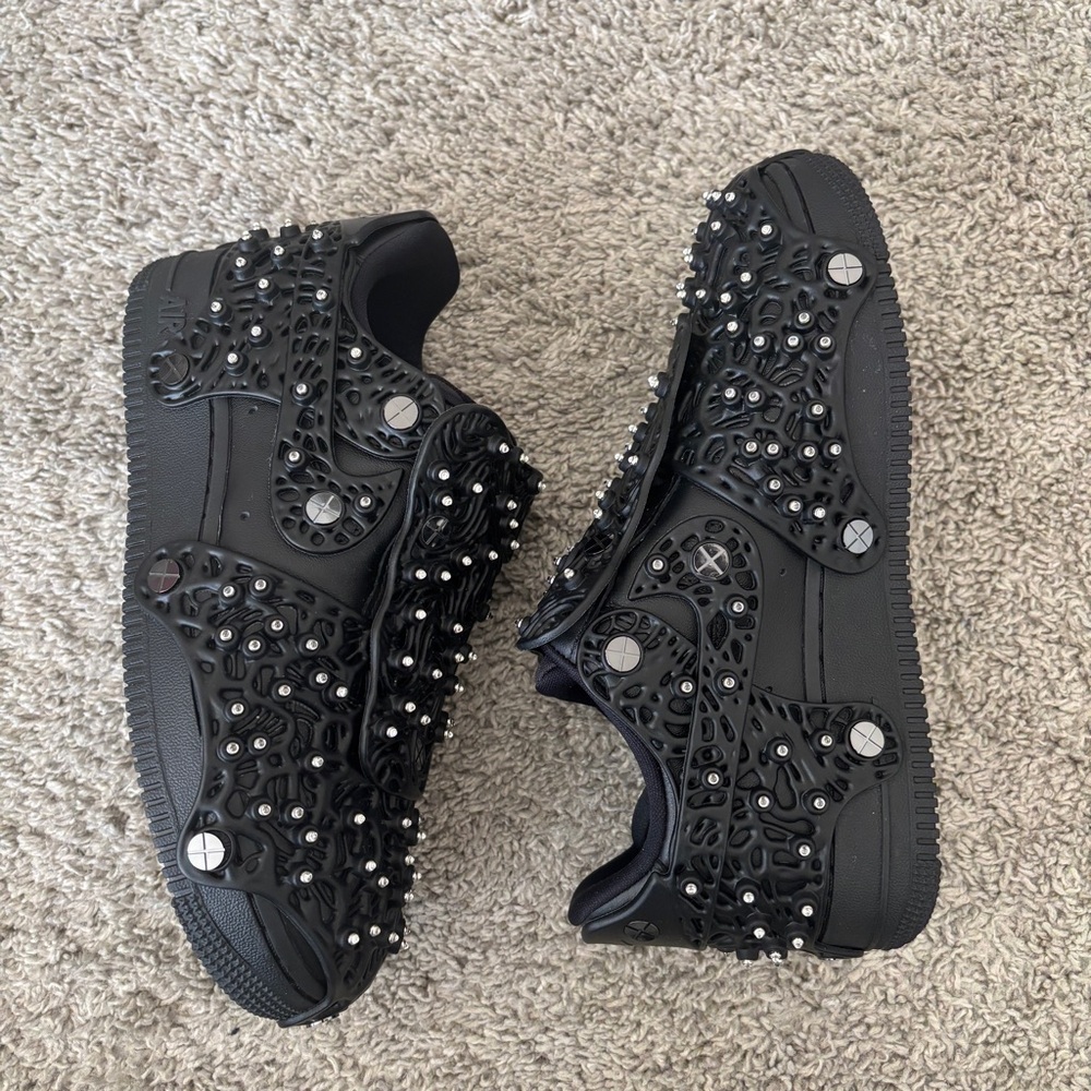 Swarovski Black Nike Air Force 1 Women’s Size 6, CV7668-001